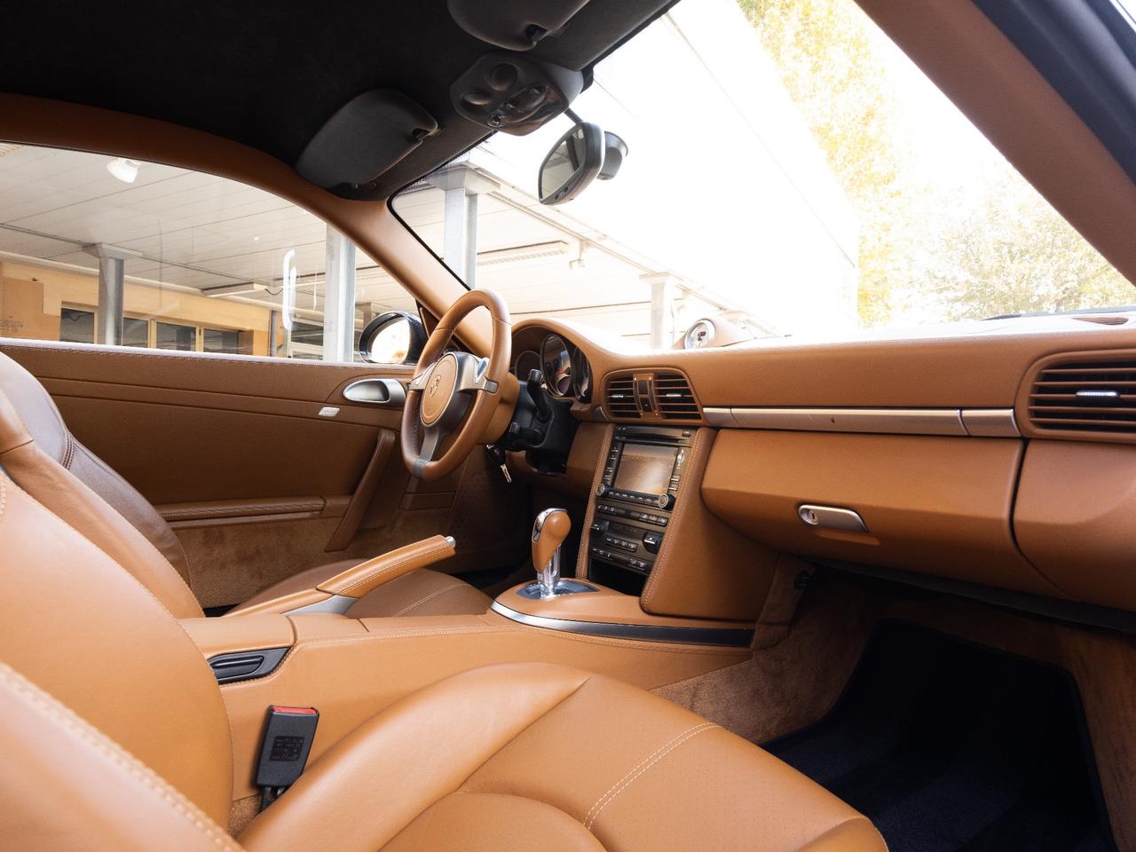 Porsche 911 Carrera 4S Coupé