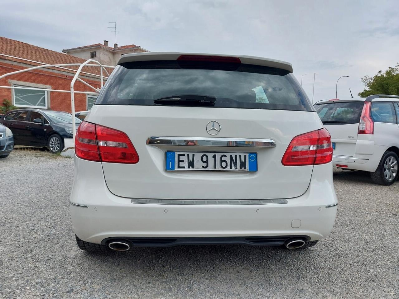 Mercedes-benz B 180 CDI Premium UNICO PROPRIETARIO