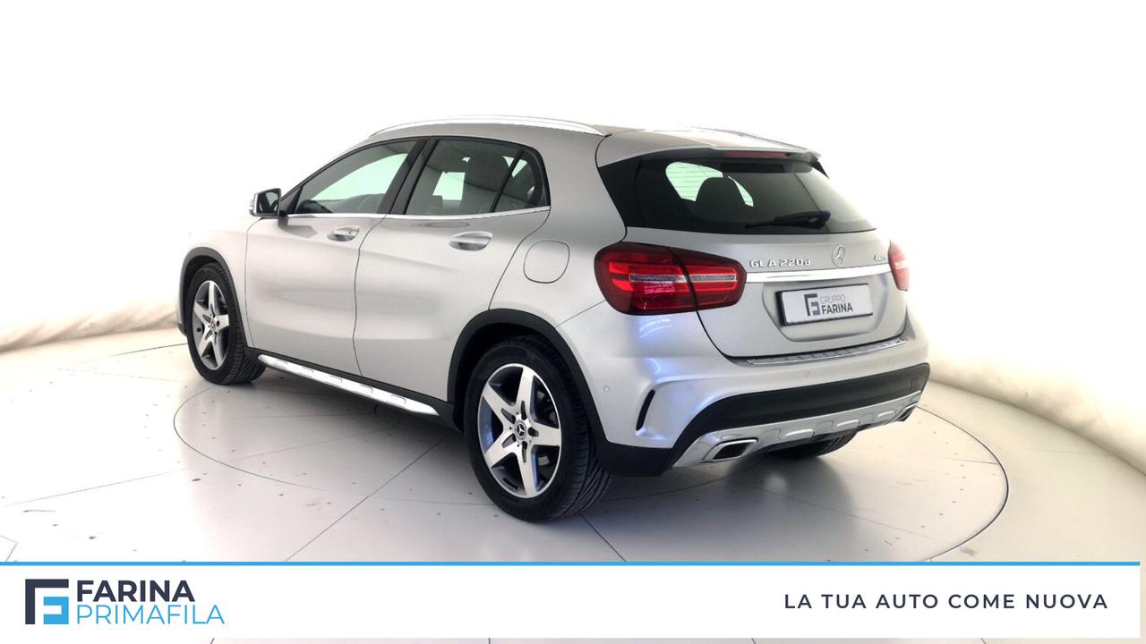 Mercedes-Benz GLA - X156 - GLA 220 d Premium 4matic auto