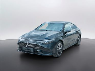 Mercedes-Benz CLA 250+ con tecnologia EQ