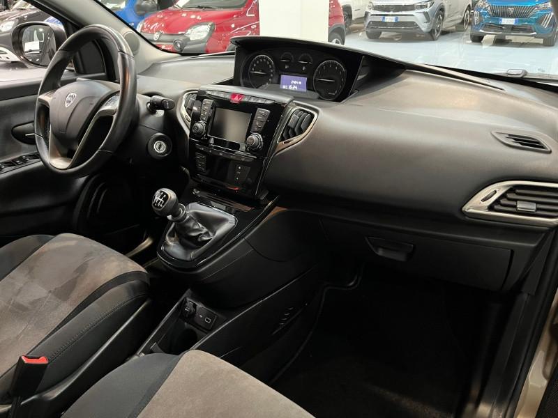 LANCIA Ypsilon 1.0 FireFly 5p. S&S Hybrid Ecochic Gold