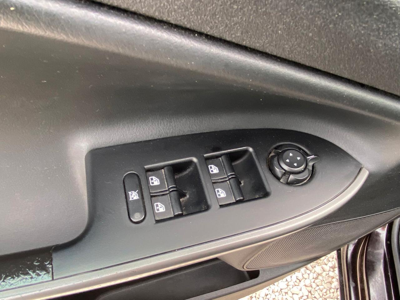 Alfa Romeo Giulietta 1.6 JTDm-2 105 CV Exclusive NEOPATENTATI