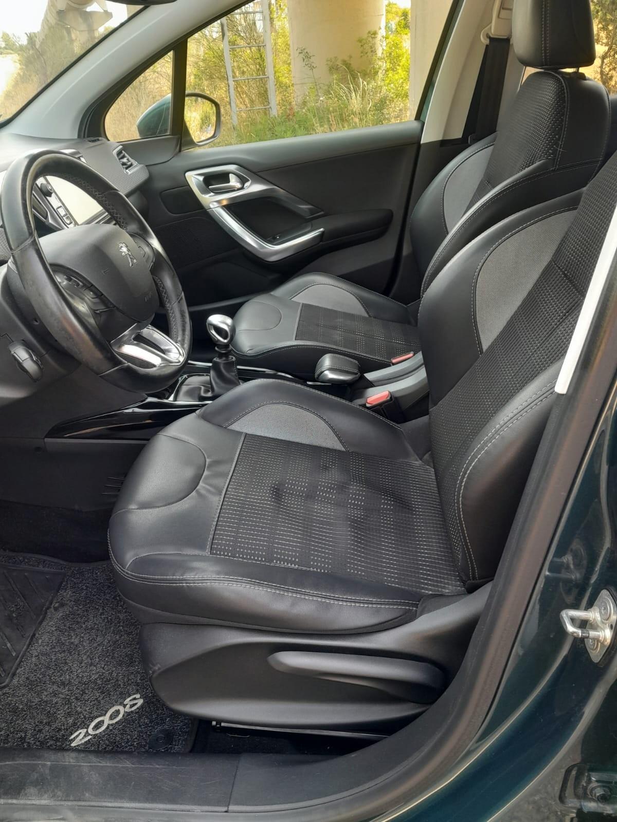Peugeot 2008 BlueHDi 120 Allure
