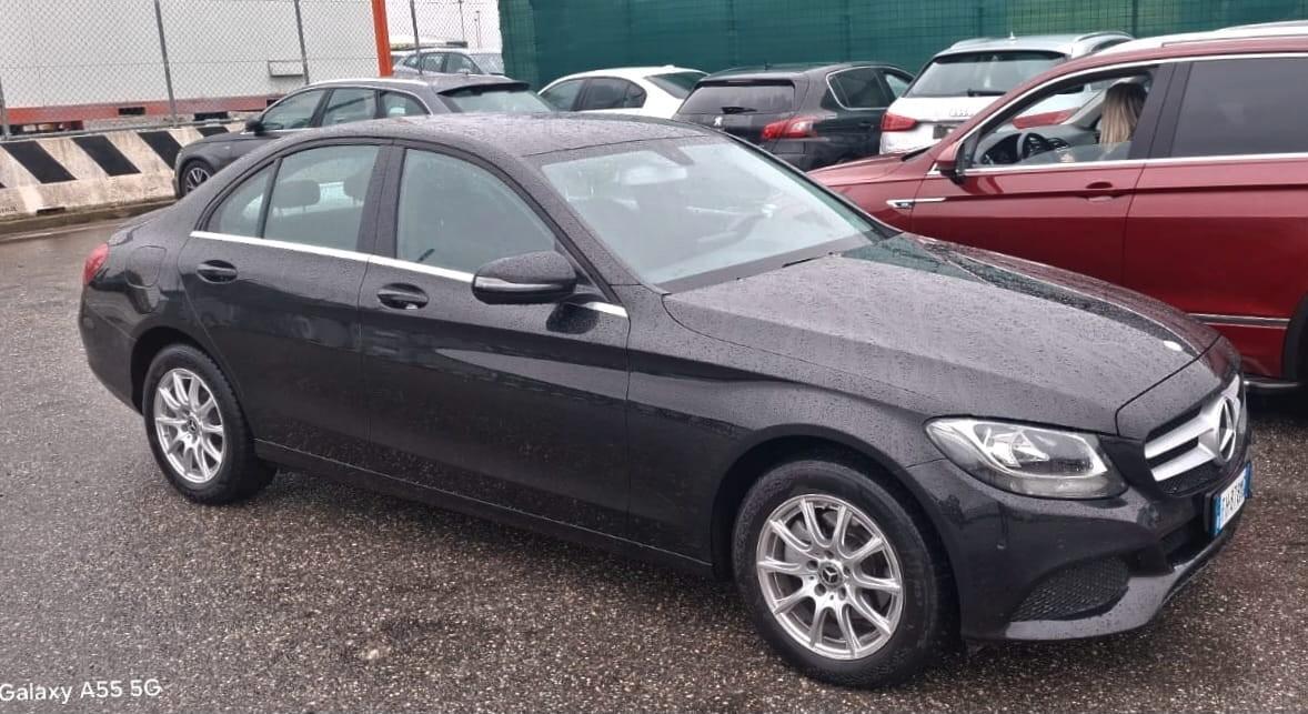 Mercedes-benz C 180 d Auto Premium