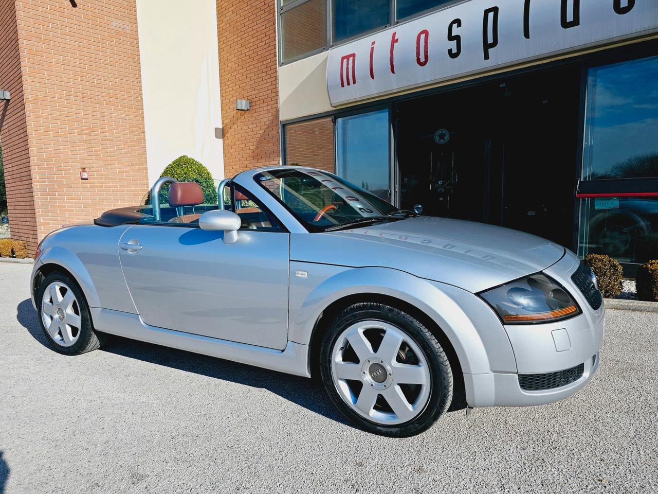 Audi TT Roadster 1.8 T 20V 179 CV cat