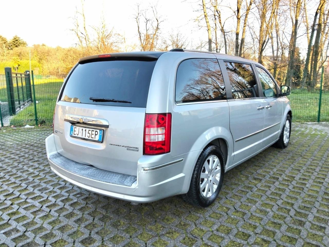 Chrysler Grand Voyager 2.8 CRD 163Cv Limited*Automatic*Pelle*Monitor