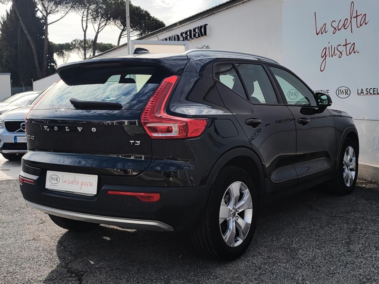 Volvo XC40 T3 Momentum