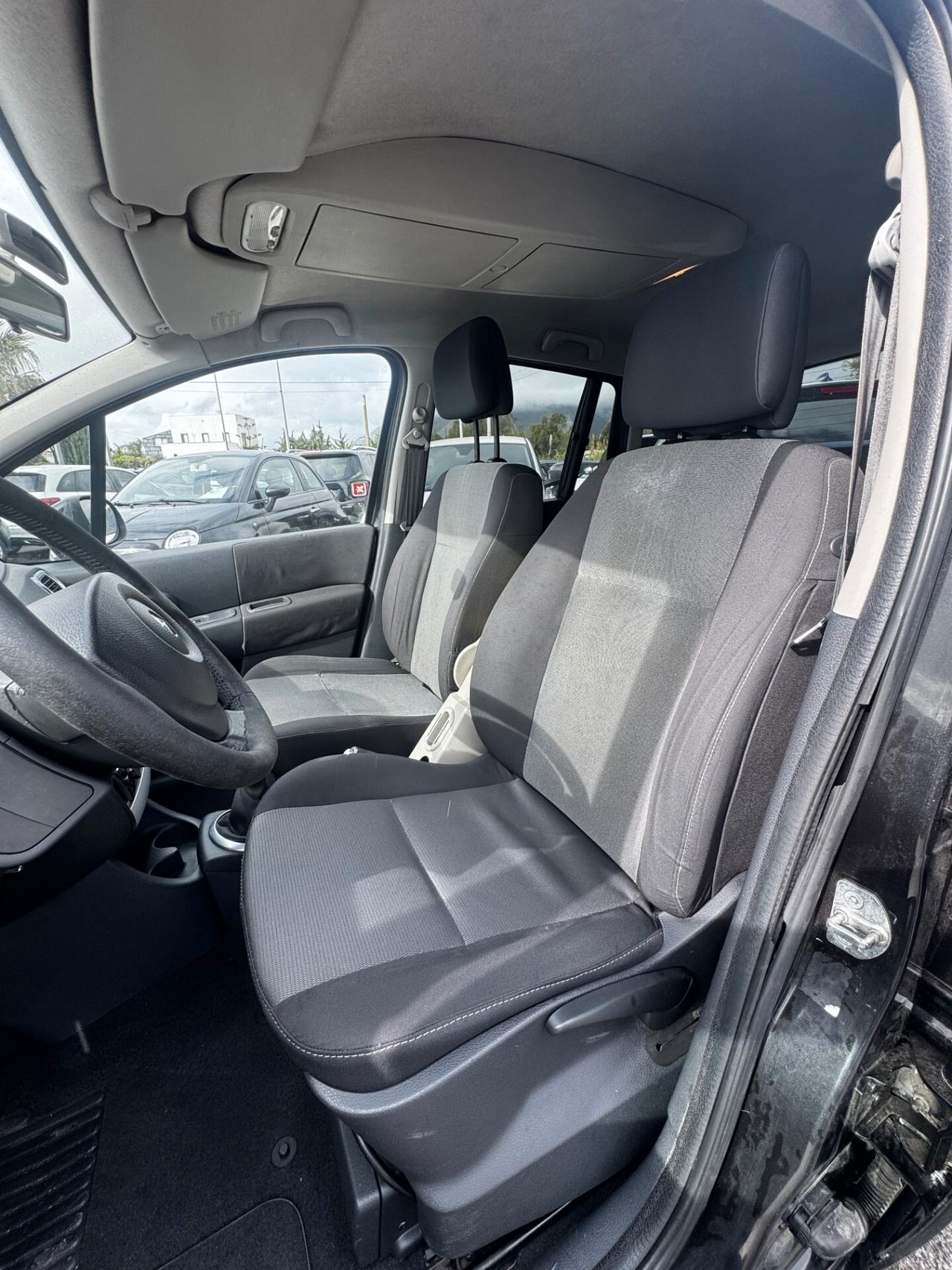 Renault Modus 1.5 dCi 85CV Dynamique