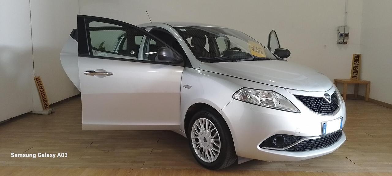 Lancia Ypsilon 1.2 GPL Ecochic
