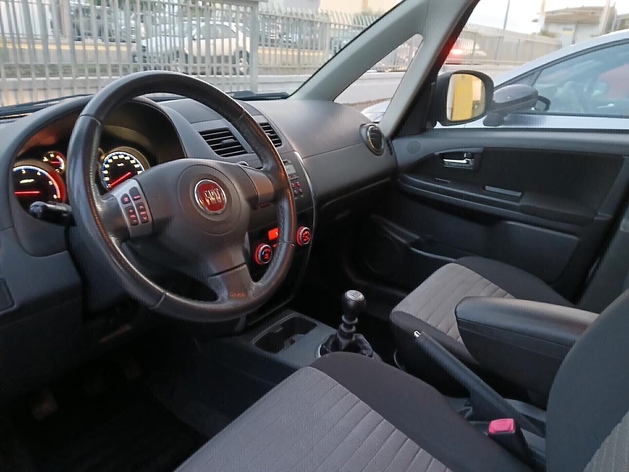 FIAT Sedici Emotion 2.000 MultiJet 136cv 4WD