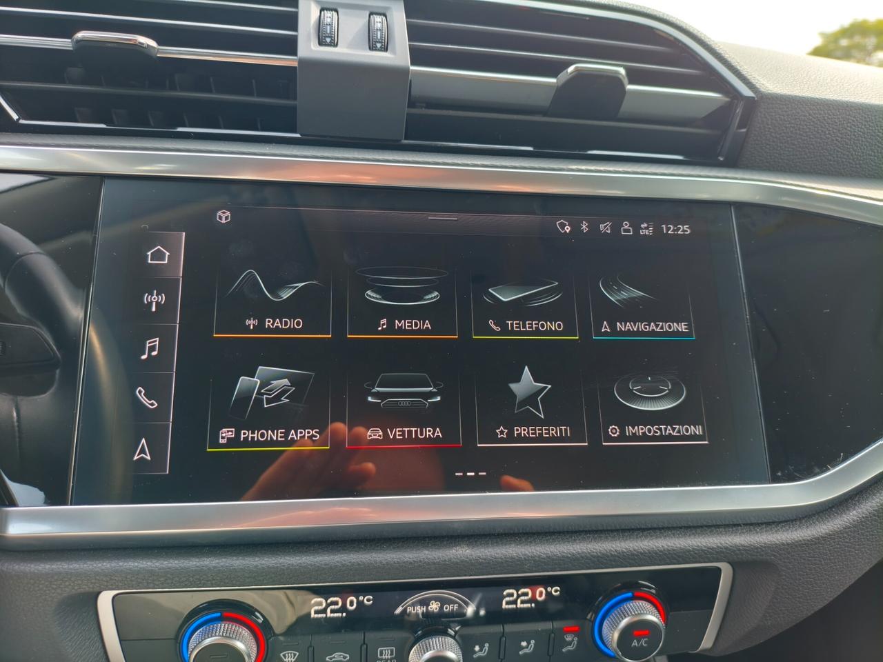 Audi Q3 35 TDI S tronic Business