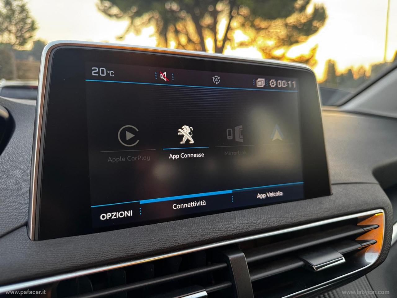 PEUGEOT 3008 BlueHDi 130 S&S Crossway
