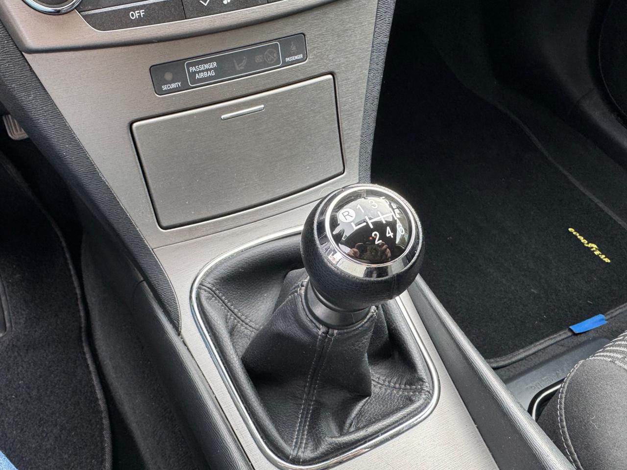 Toyota Avensis 2.0 D-4D 126cv Solo per Export