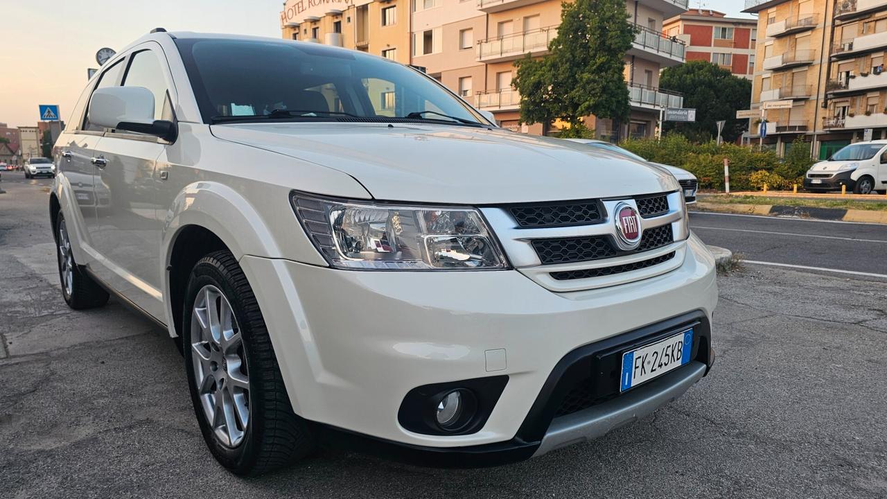 Fiat Freemont 2.0 Multijet 170 CV Black Code