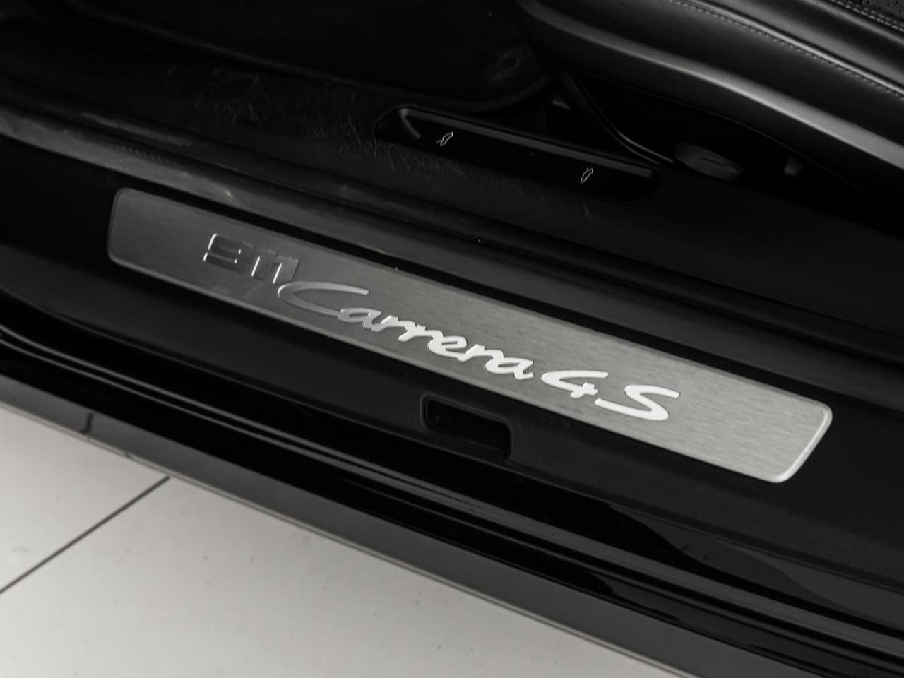 Porsche 911 coupe 3.0 carrera 4s auto