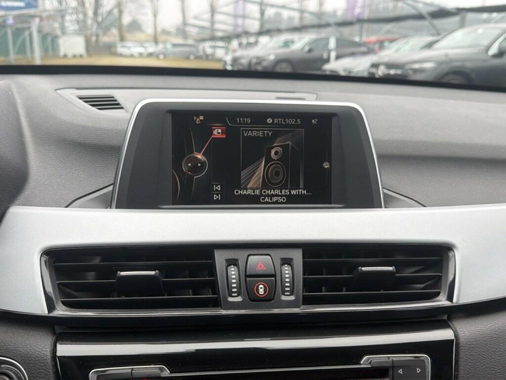 BMW X1 18 d Business xDrive Steptronic