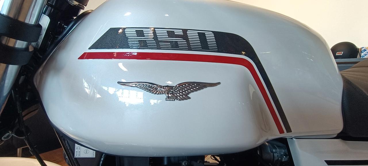 Moto Guzzi V7 Special €5+ 2026