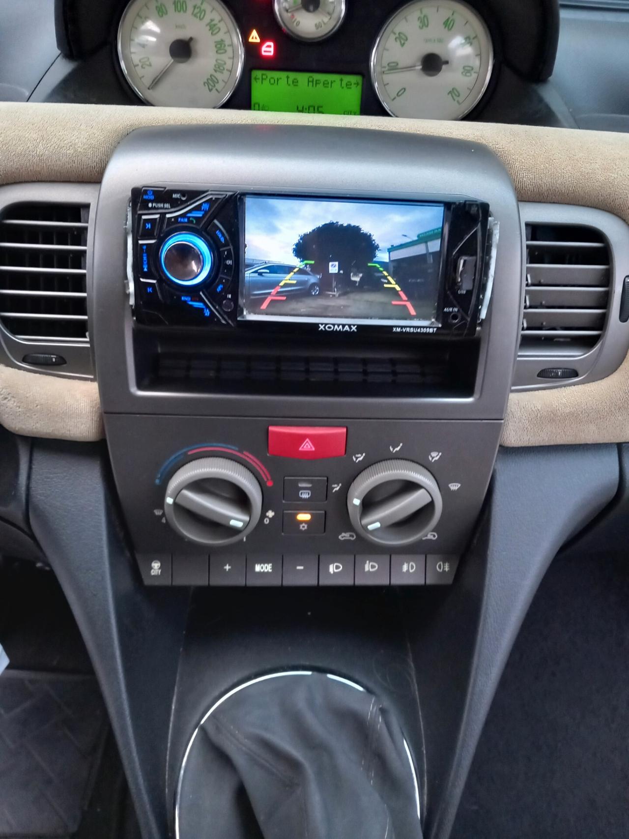 Lancia Ypsilon 1.2 Argento