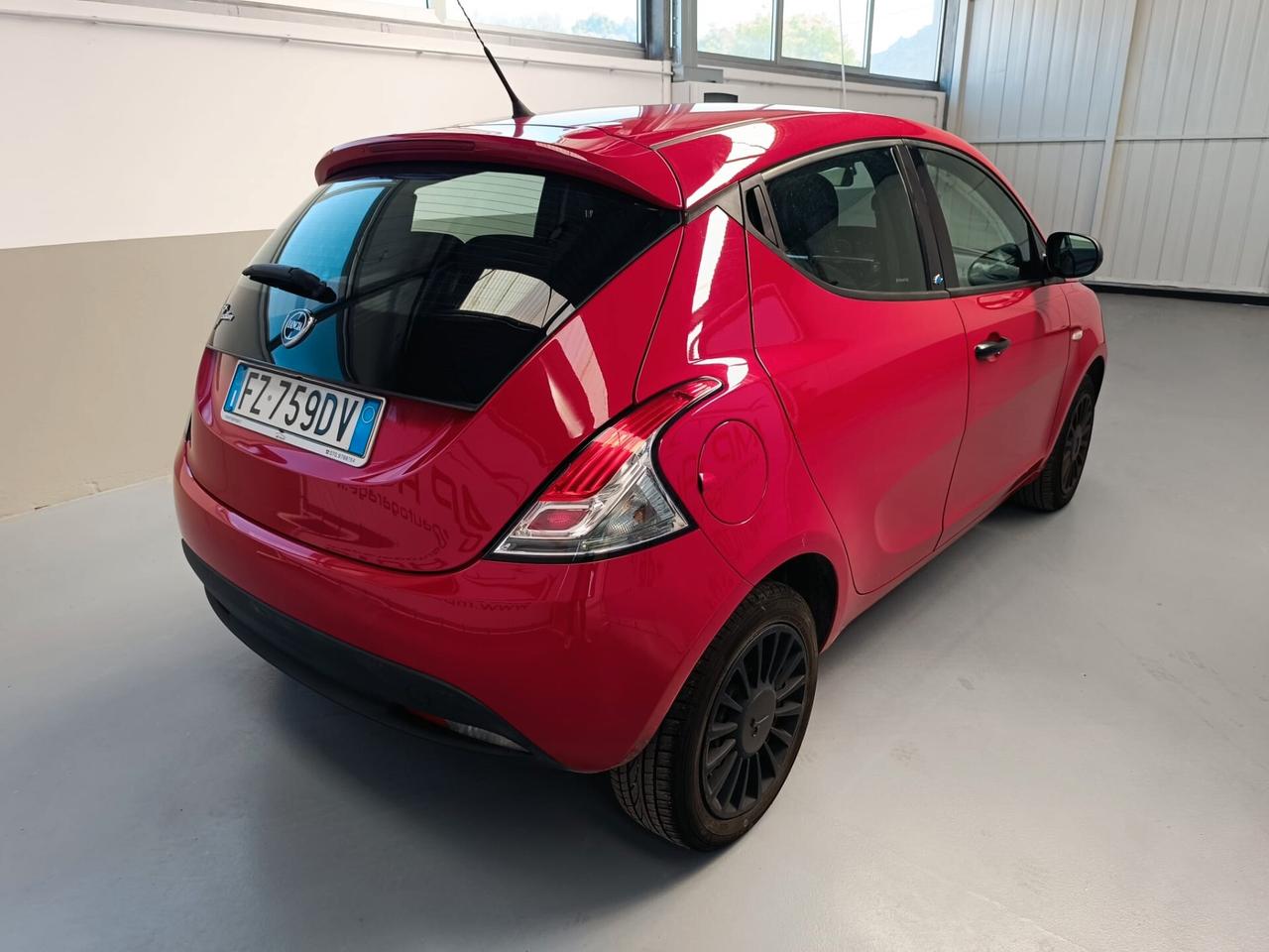 Lancia Ypsilon 1.2 69 CV 5 porte GPL Ecochic Gold