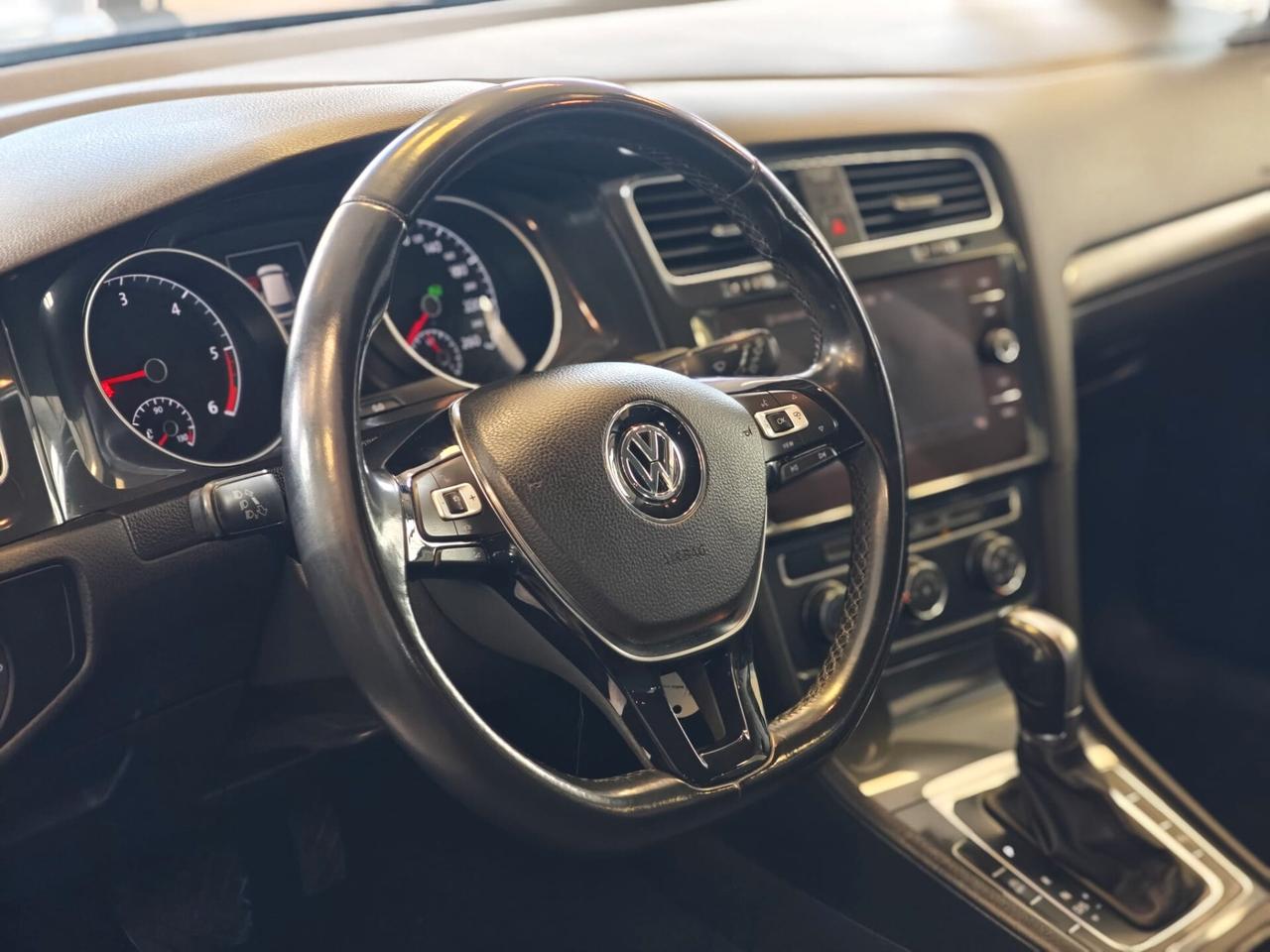 Volkswagen Golf 1.6 TDI 115CV DSG 5p. Business BlueMotion Technology