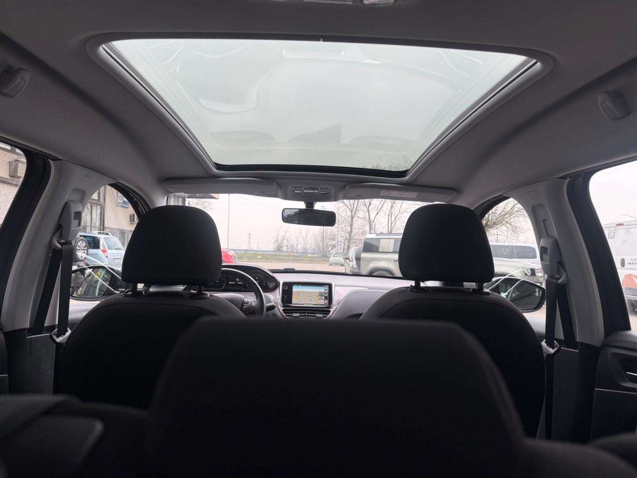 Peugeot 2008 1.6 e-HDi 92 CV Stop&Start Allure