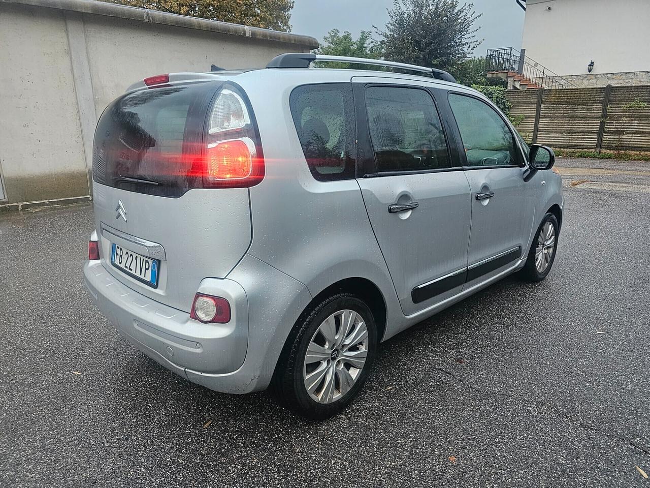 CITROEN C3 PICASSO GUIDABILE DA NEOPATENTATI