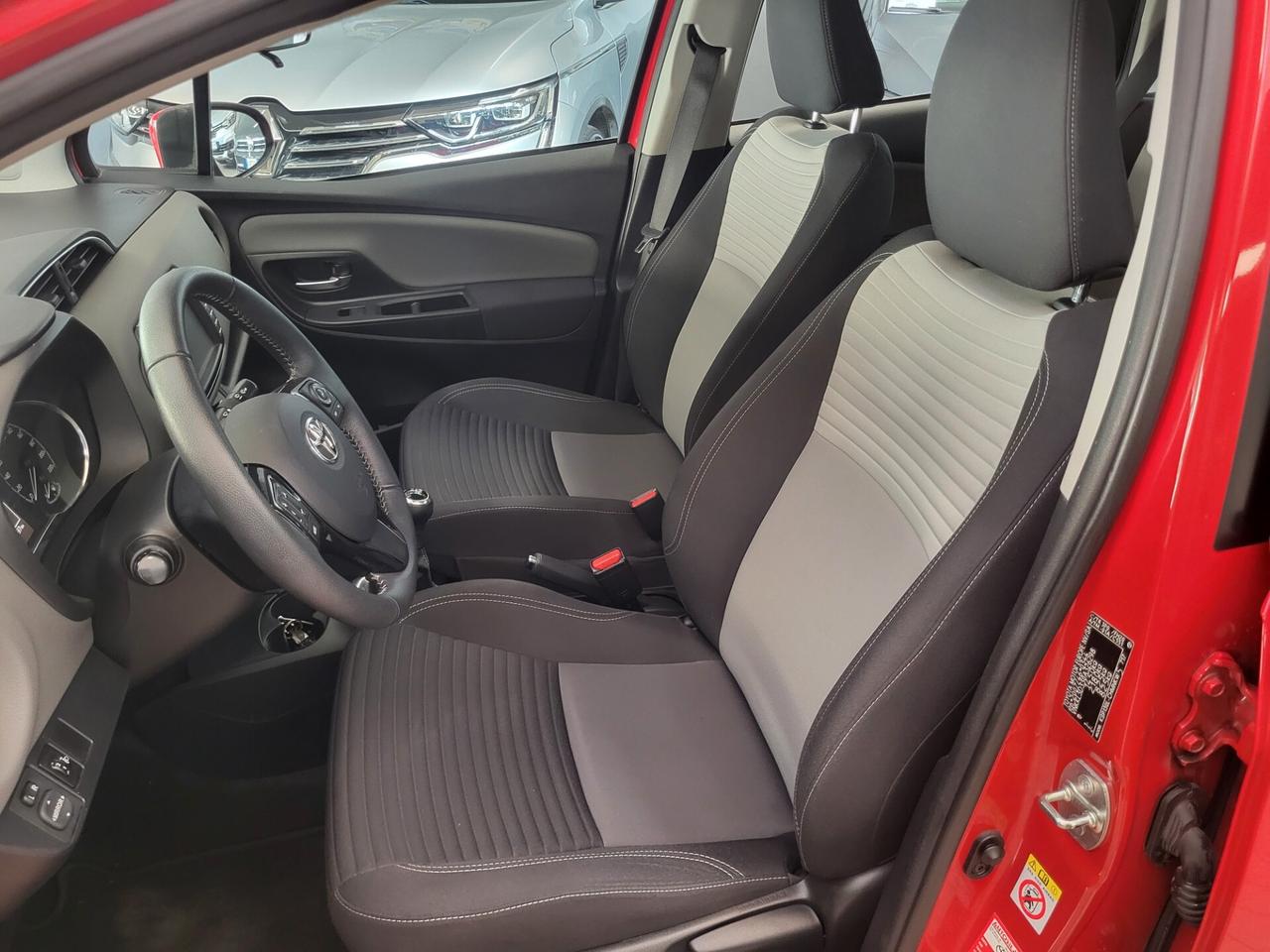 Toyota Yaris 5P 1.0 LOUNGE PREZZO REALE! UNICO PROPRIETARIO!