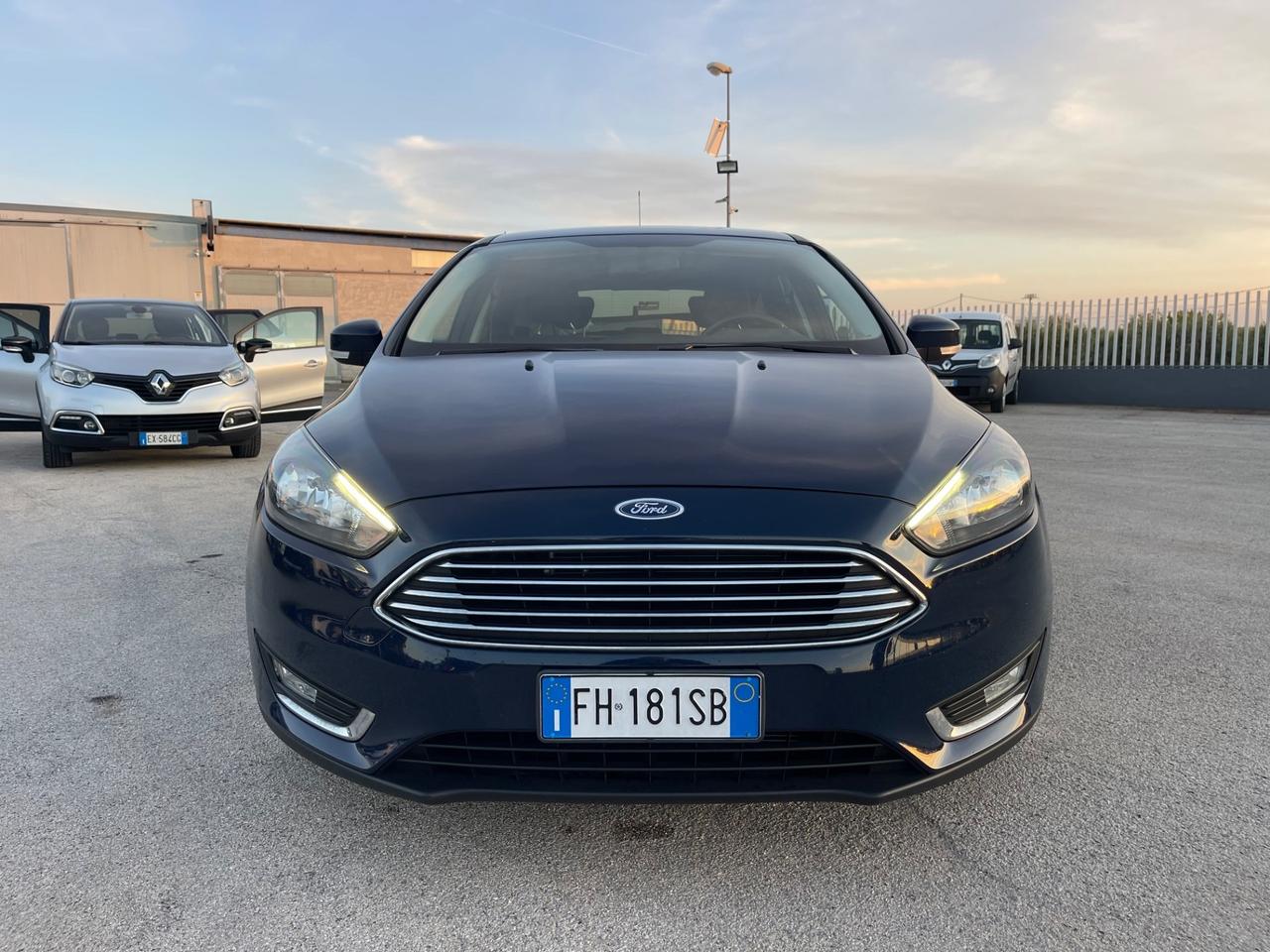FORD FOCUS 1.5 TDCI BERLINA TITANIUM FULL MY17