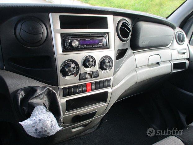 Iveco Daily 35C18 3000 180CV E4 CENTINA E TELO DA