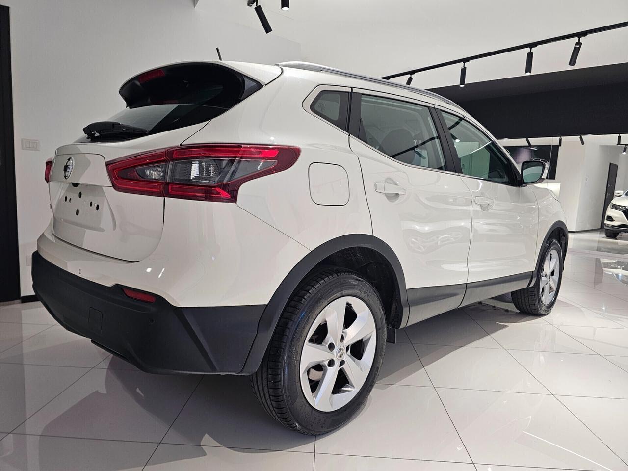 Nissan Qashqai 1.5 dCi N-Connecta