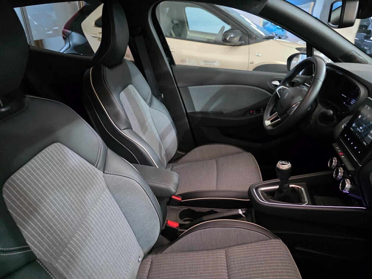 Renault Captur 1.0 TCe 90CV Techno 2025