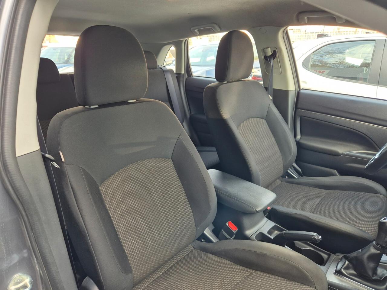 Mitsubishi ASX 1.6 2WD Instyle Navi GPL