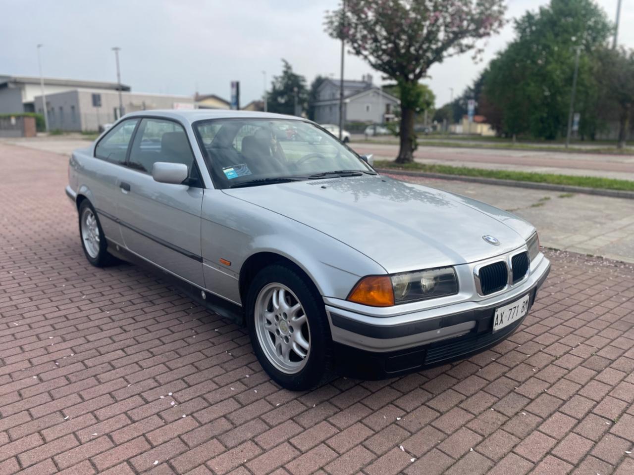 Bmw 318 318is 1.9 16V cat Coupé