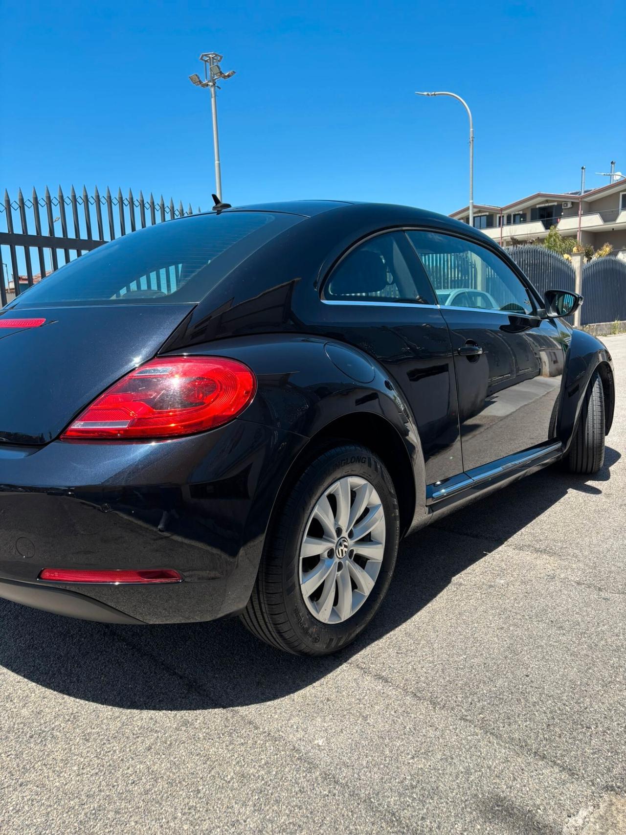 Volkswagen Maggiolino 1.6 TDI Design ANNO 2012