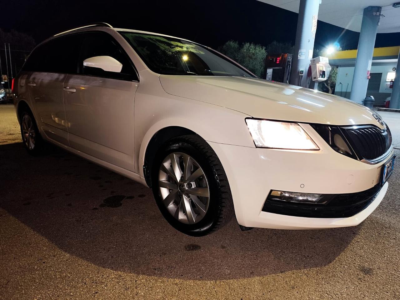 Skoda Octavia 2.0 TDI CR DSG Executive