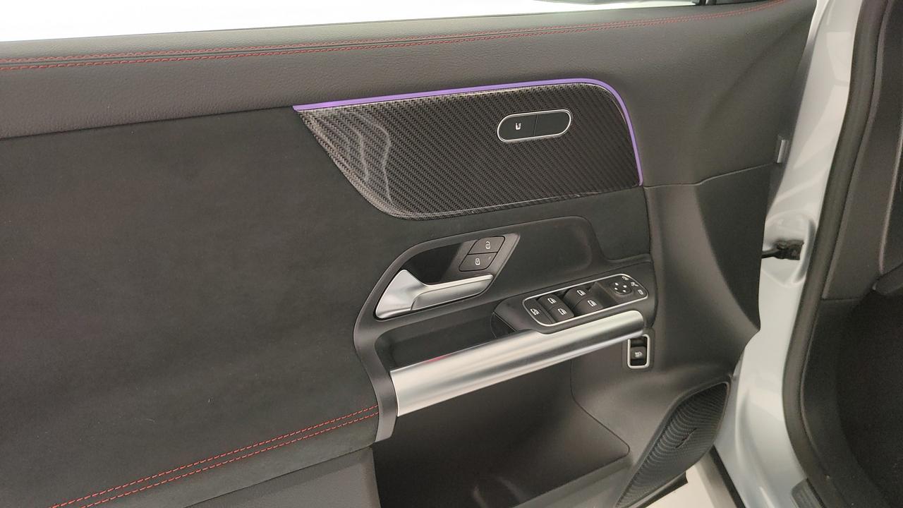 Mercedes-Benz GLA 200 d Automatic 4MATIC