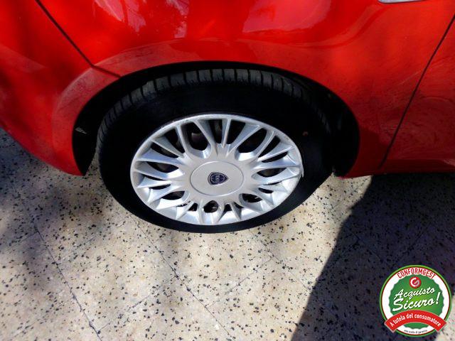 LANCIA Ypsilon 1.2 69 CV 5 porte Gold