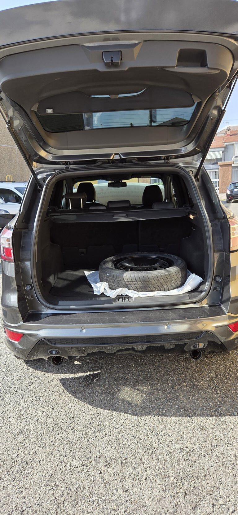 Ford Kuga 1.5 120 CV S&S ST-Line SW B/ GPL PROSSIMO RINNOVO BOMBOLE 02/2034 - BOLLO ESENTE