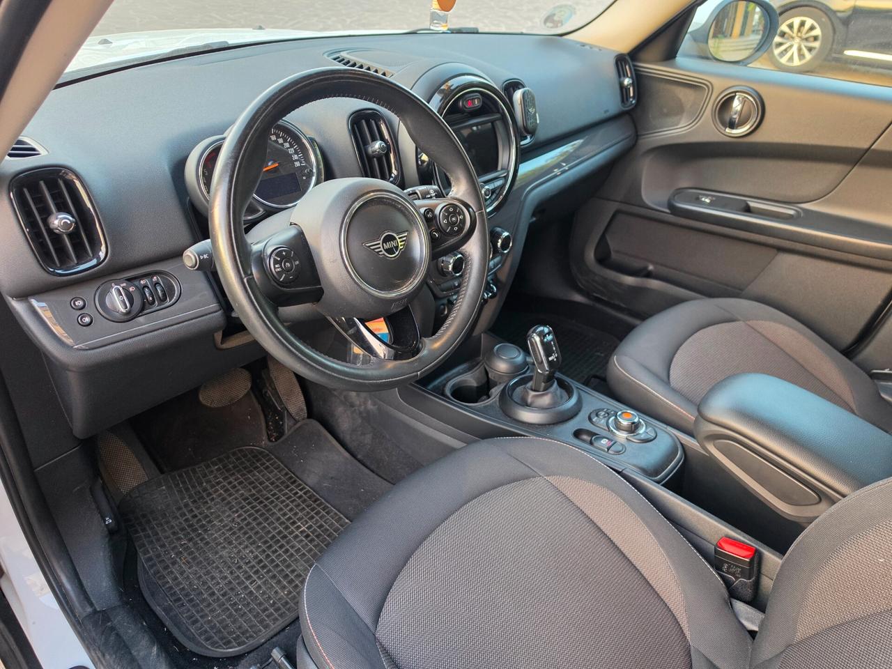 Mini Cooper Countryman 2.0 diesel automatica 150CV 65.000 km