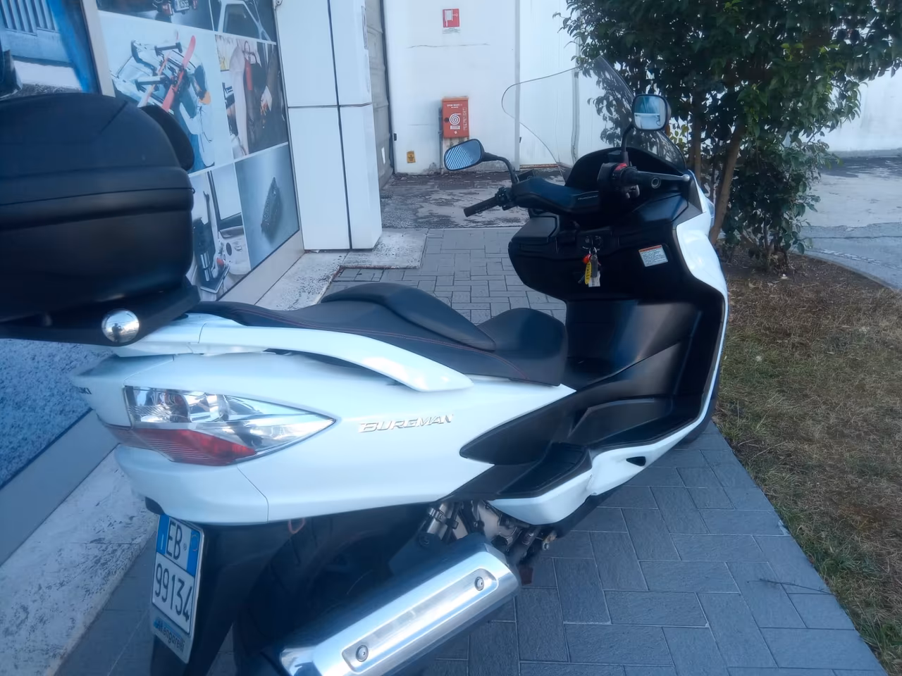 Suzuki AN Burgman 400