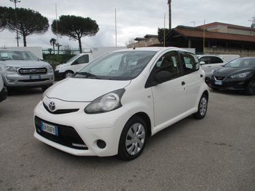 Toyota Aygo 1.0 CONNECT 5 PORTE 128000 KM NAVIGATORE