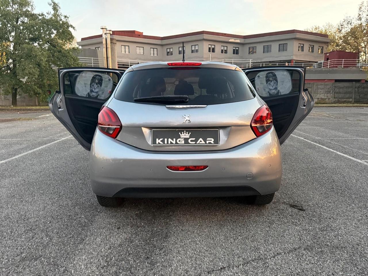 Peugeot 208 PureTech 82 Stop&Start 5 porte Signature