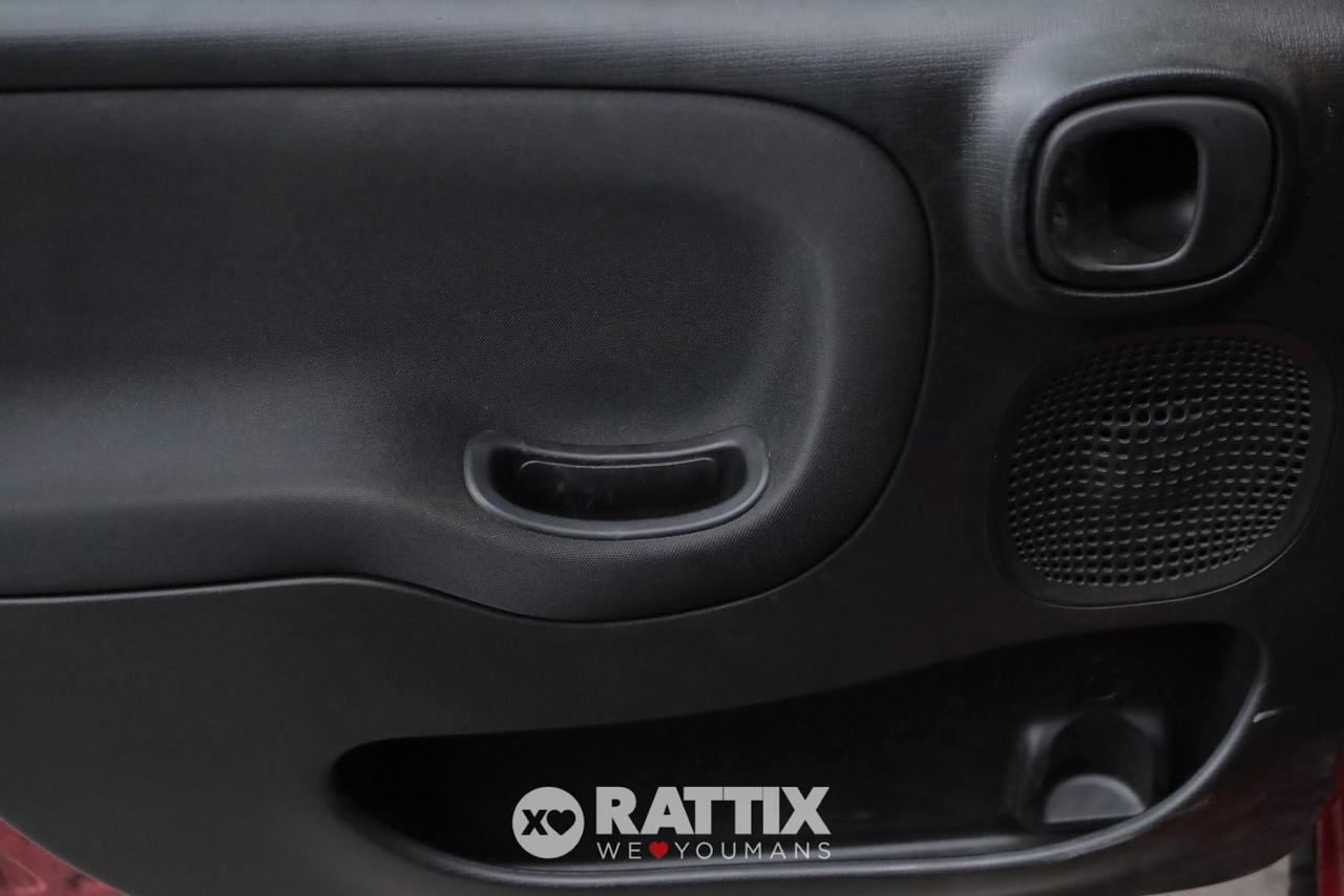 Fiat Panda 1.0 firefly hybrid 70CV Cross