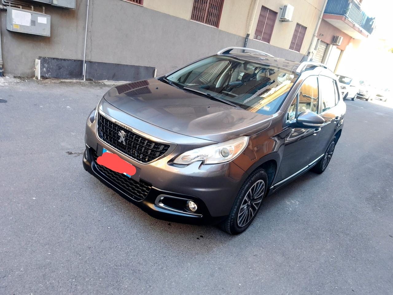 Peugeot 2008 BlueHDi 100 Allure