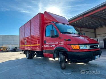 IVECO DAILY CON SPONDA IDRAULICA