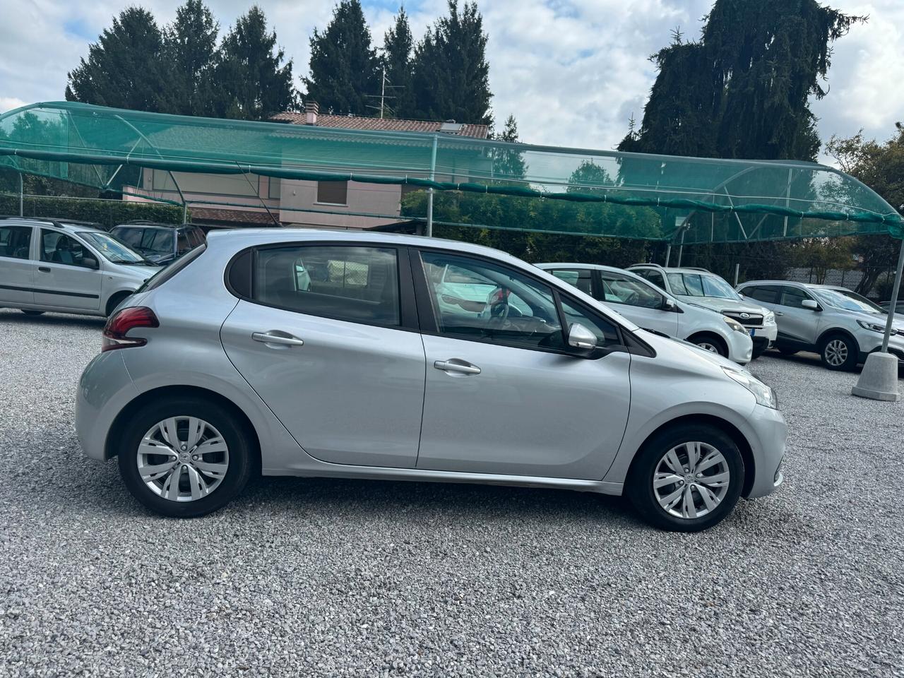 Peugeot 208 PureTech 82 5 porte Access