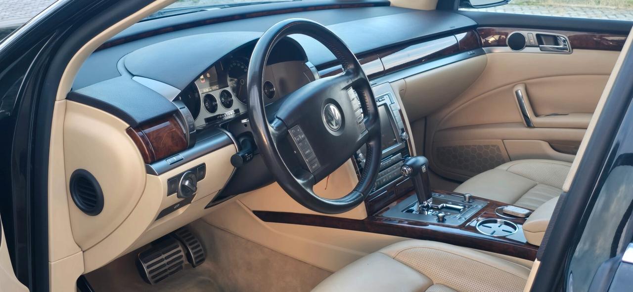 Volkswagen Phaeton 3.0/240 V6 TDI DPF 4mot. tip. 5 posti