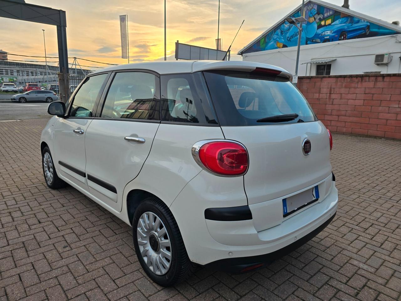 FIAT 500L 1.6 MJT 120 CV N1 AUTOCARRO 4 POSTI