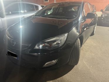 Opel Astra 1.4 100CV GPL 5 porte Elective anno 2011