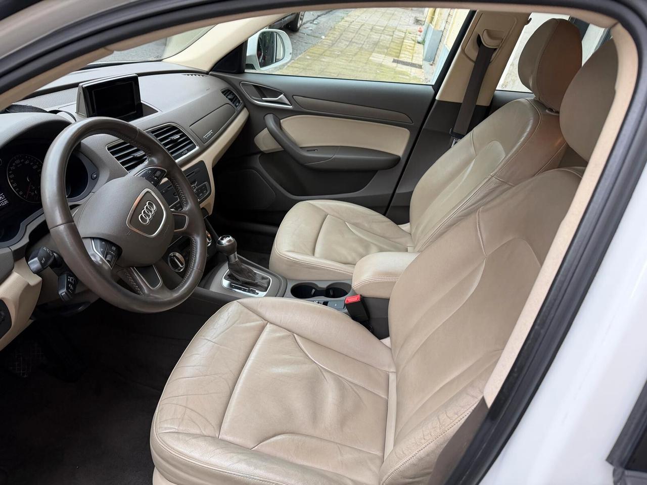 Audi Q3 2.0 TDI quattro S tronic Business